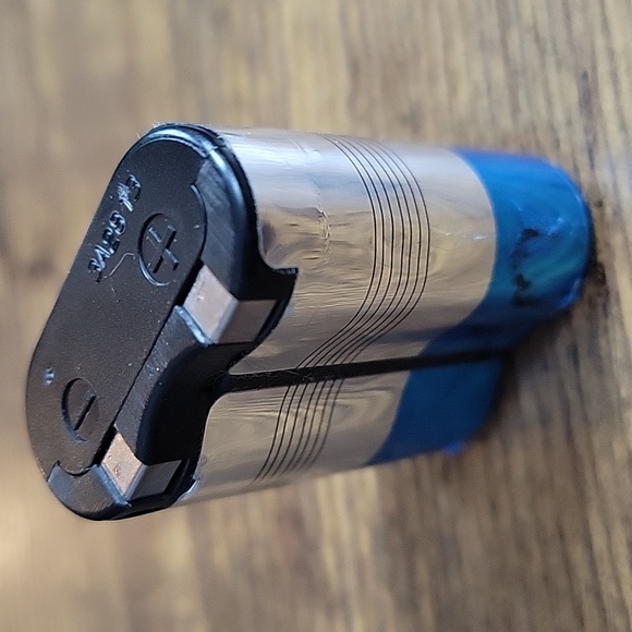 Canon Sure Shot Black Film Camera - Picture 4 of 4